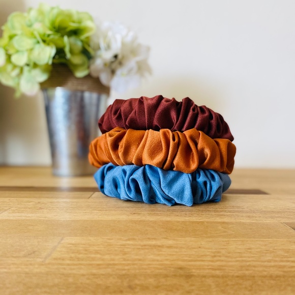 Ruffled ruched Headbands 2 for 14 - Picture 3 of 10